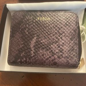 Furla compact wallet